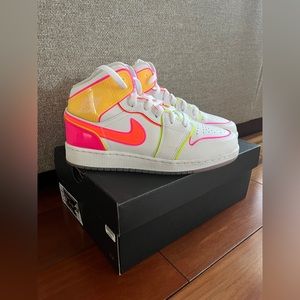 Barely worn Air Jordan 1 Mid Edge Glow GS